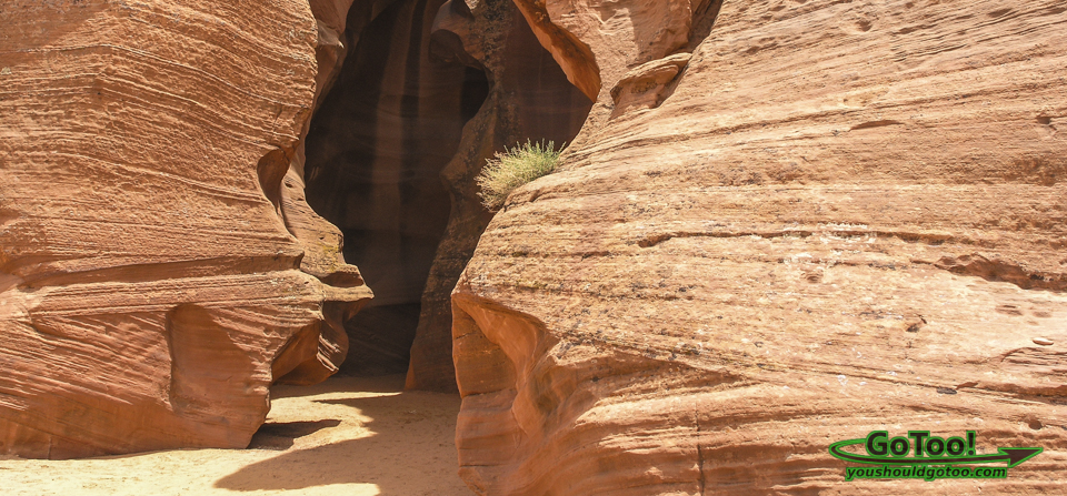 Entrance to Upper Antelope Canyon